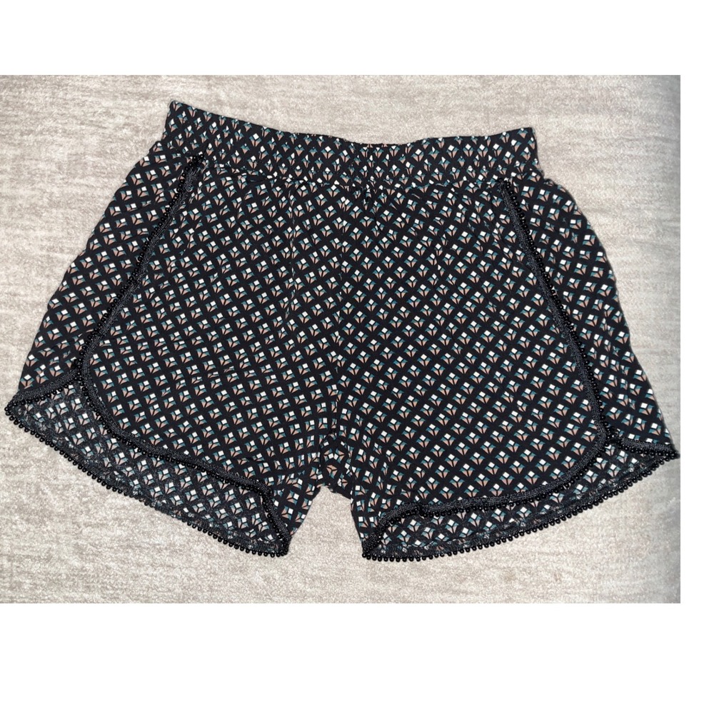 Molly Bracken Women Black Geometric Diamond Print Beaded Trim Dolphin Shorts